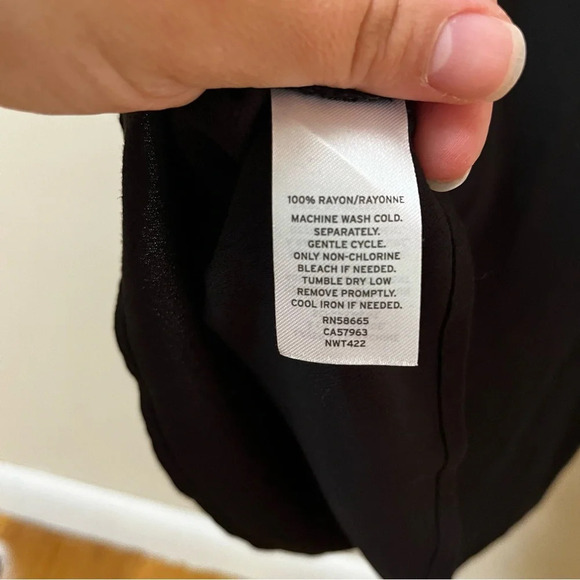 14th & Union Black Short sleeve Top with Front Tie Feature-Size Medium- NWT - Picture 5 of 5